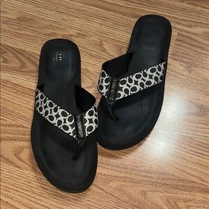 EUC Coach Monogram Black and White Jessalyn Sandals